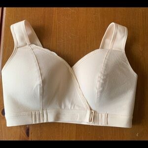 Lovemura Front Closure Bra